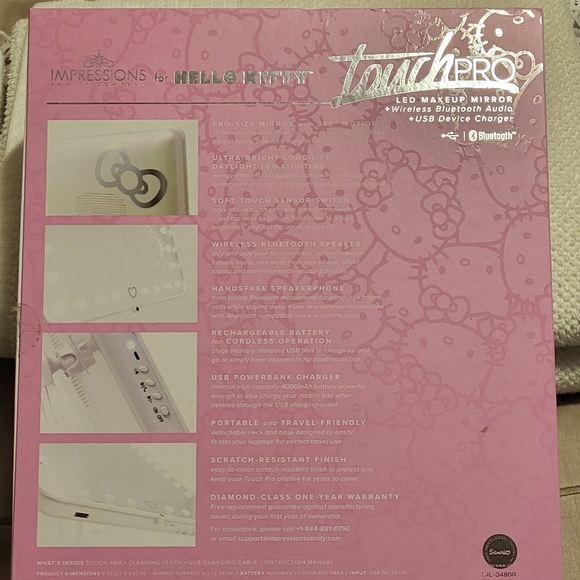 Hello Kitty Mirror - Picture 2 of 2